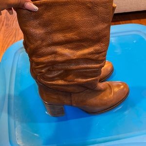 Cognac leather heeled boots. Size 8